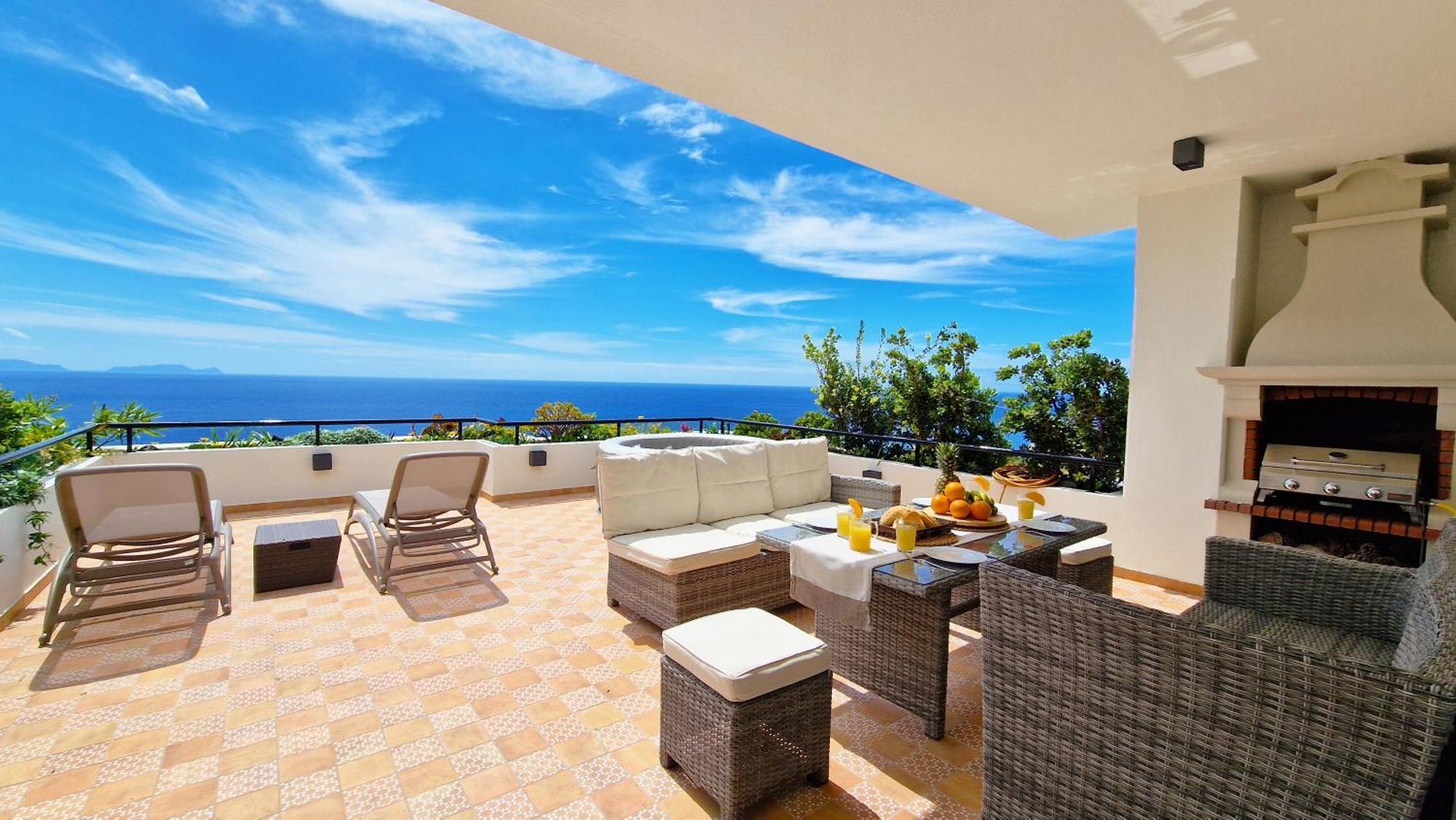 Casa Ulli By Lovelystay Caniço Exteriör bild
